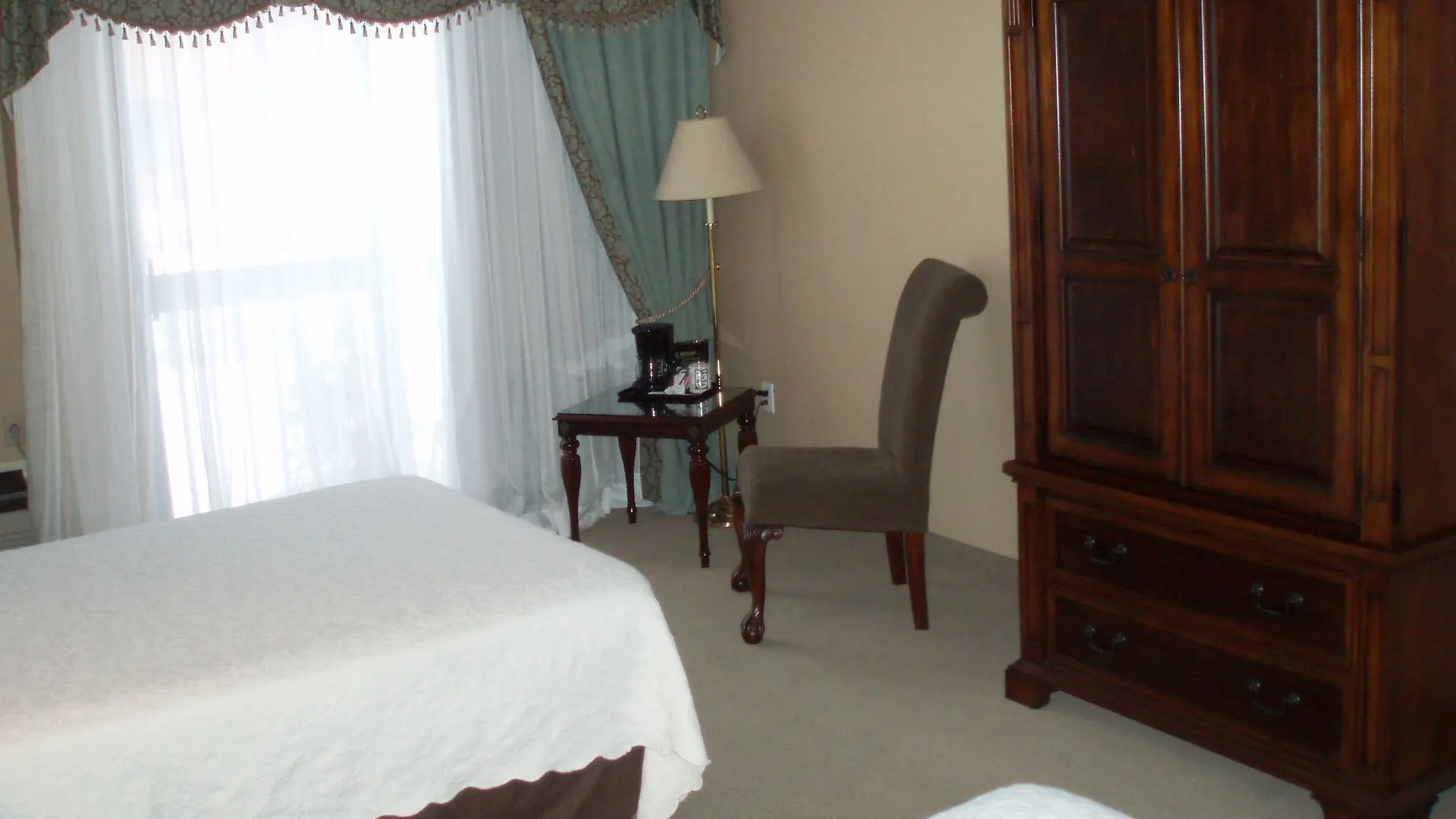 Old Stone Inn Boutique Hotel Niagara Falls